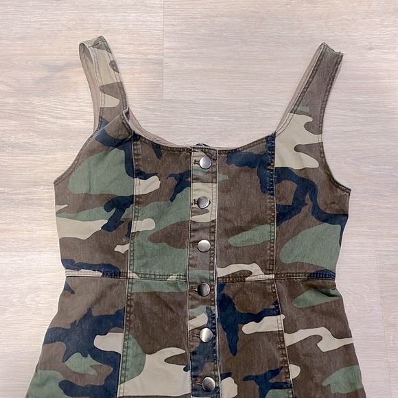 FOREVER 21 Dress Camouflage denim mini 
Button Front M medium festival camo - Picture 2 of 6